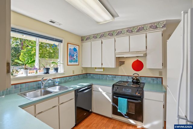 3256 SW Knollbrook Av, Corvallis, OR 97333