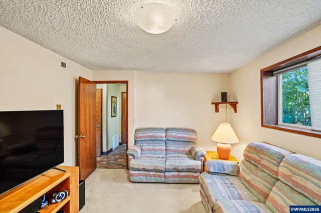 3256 SW Knollbrook Av, Corvallis, OR 97333