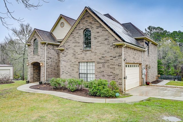 1210 Cherry Creek Road, Dayton, TX 77535