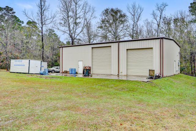 1210 Cherry Creek Road, Dayton, TX 77535