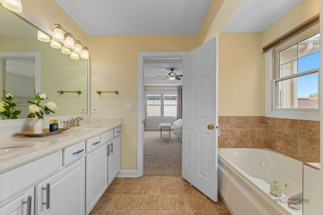 1590 Fielding Drive, Glenview, IL 60026