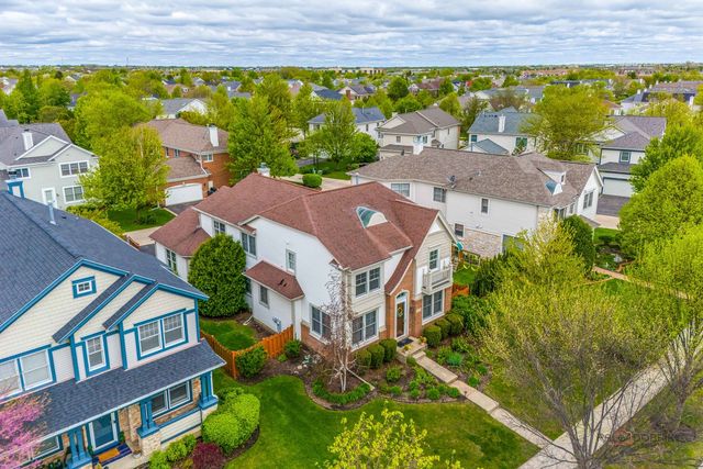 1590 Fielding Drive, Glenview, IL 60026