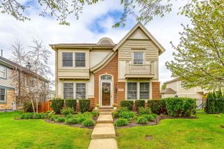 1590 Fielding Drive, Glenview, IL 60026