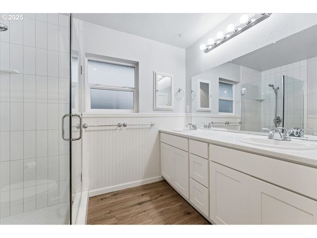 6704 Se NEHALEM St, Portland, OR 97206