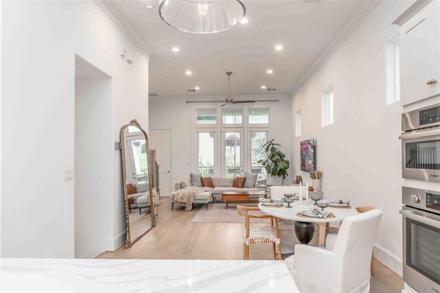 2730 Dolce Oaks Drive, Houston, TX 77007