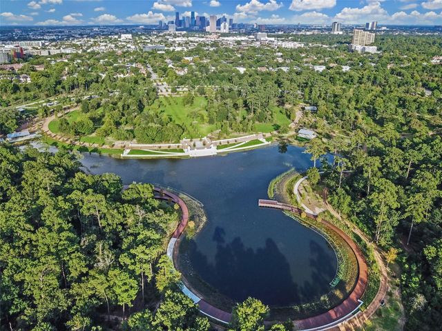 2730 Dolce Oaks Drive, Houston, TX 77007