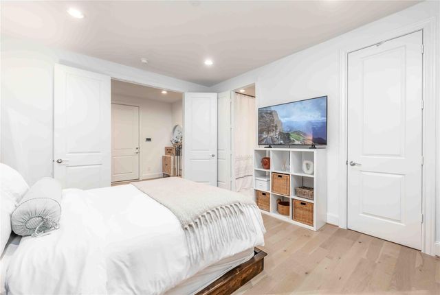 2730 Dolce Oaks Drive, Houston, TX 77007