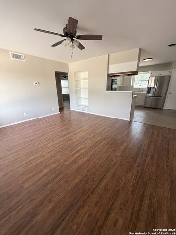 150 Postwood, San Antonio, TX 78228