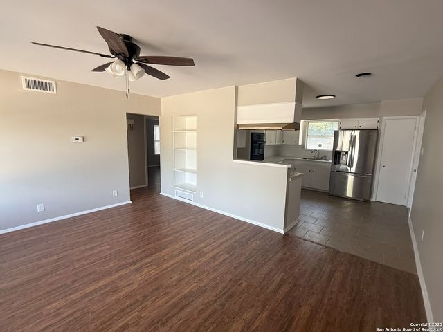 150 Postwood, San Antonio, TX 78228