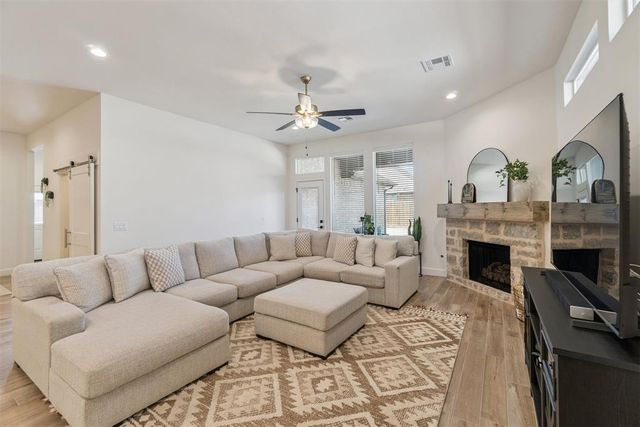 11801 Kylie Elizabeth Road, Yukon, OK 73099