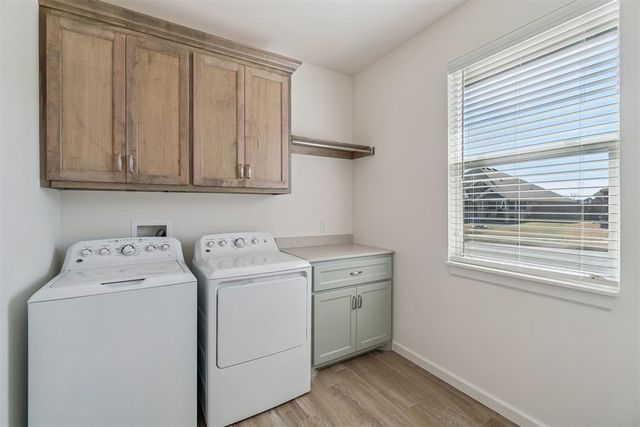 11801 Kylie Elizabeth Road, Yukon, OK 73099