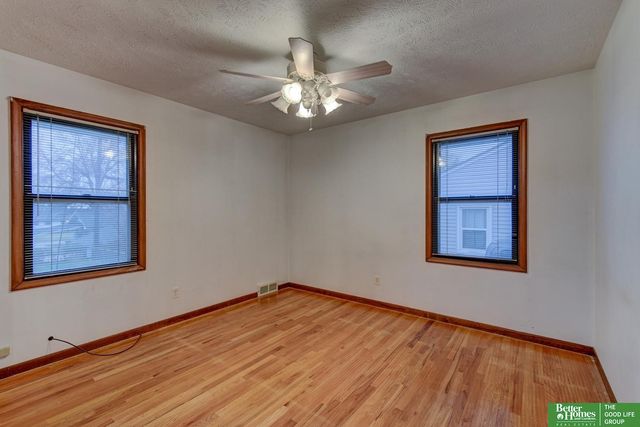 4864 S 52nd Street, Omaha, NE 68117