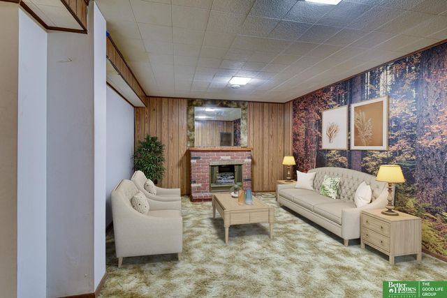 4864 S 52nd Street, Omaha, NE 68117