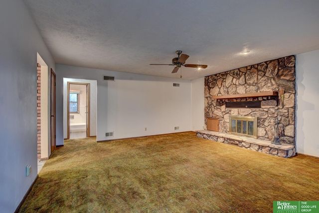 4864 S 52nd Street, Omaha, NE 68117