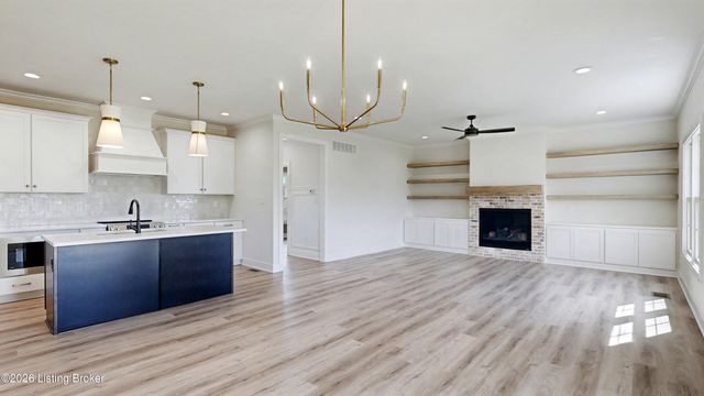 8023 Happy Jack Way, Louisville, KY 40299