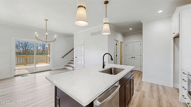 8023 Happy Jack Way, Louisville, KY 40299