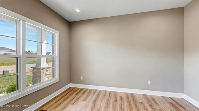 8023 Happy Jack Way, Louisville, KY 40299