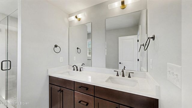 8023 Happy Jack Way, Louisville, KY 40299