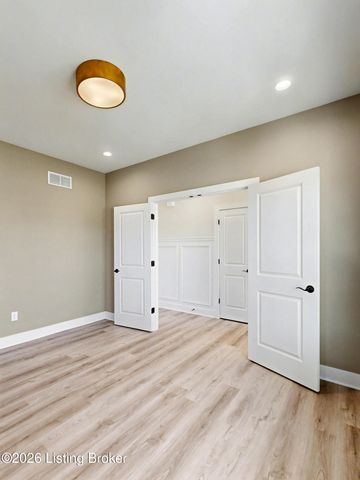 8023 Happy Jack Way, Louisville, KY 40299