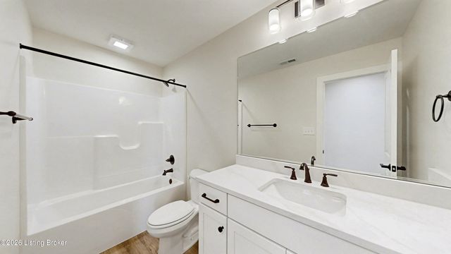 8023 Happy Jack Way, Louisville, KY 40299