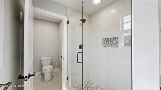 8023 Happy Jack Way, Louisville, KY 40299