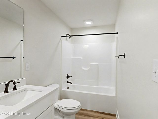 8023 Happy Jack Way, Louisville, KY 40299