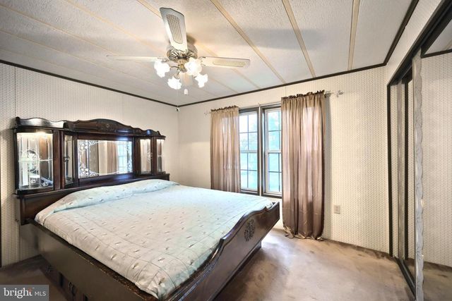 2818 OAKLAND RD, Dover, PA 17315