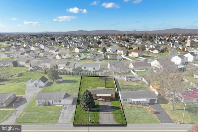 2818 OAKLAND RD, Dover, PA 17315