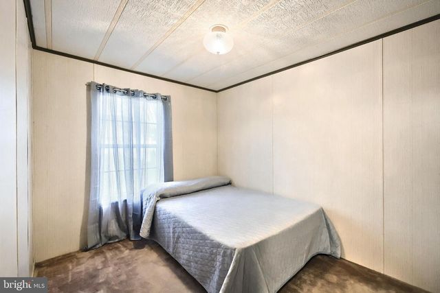 2818 OAKLAND RD, Dover, PA 17315