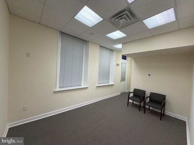 601 BERKLEY ST, Camden, NJ 08103