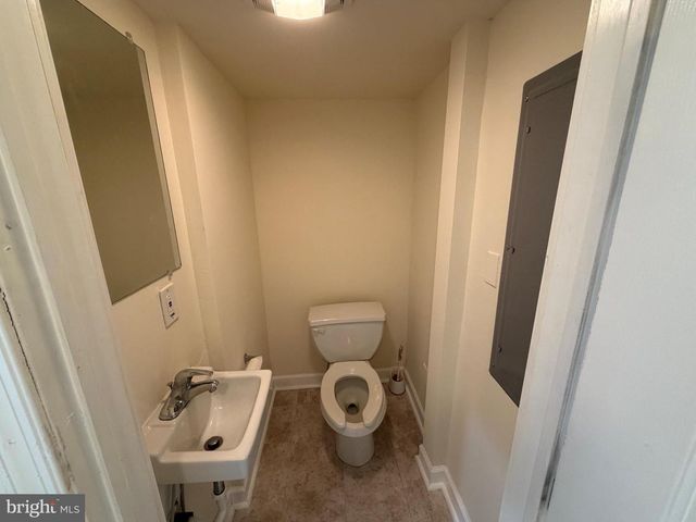 601 BERKLEY ST, Camden, NJ 08103