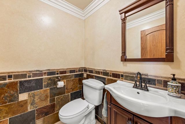 9965 Willey Ct, Granite Bay, CA 95746