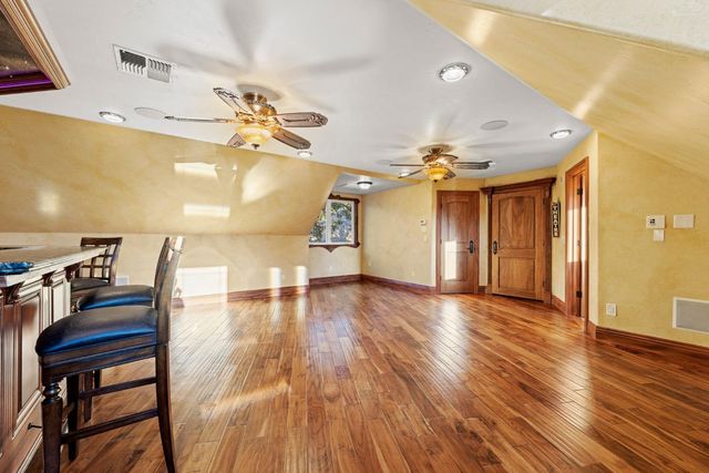 9965 Willey Ct, Granite Bay, CA 95746