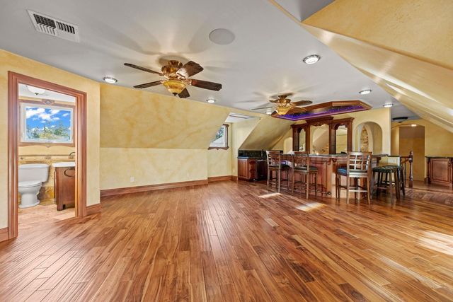 9965 Willey Ct, Granite Bay, CA 95746