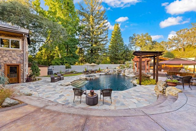9965 Willey Ct, Granite Bay, CA 95746