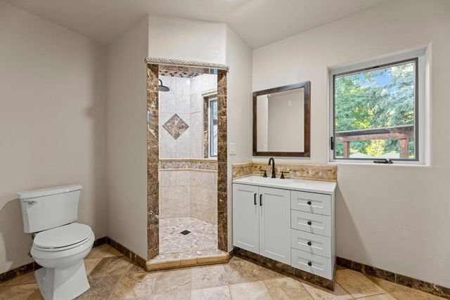9965 Willey Ct, Granite Bay, CA 95746
