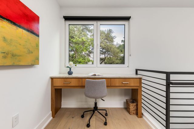 1117 Reagan TER, Austin, TX 78704