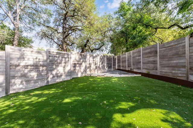 1117 Reagan TER, Austin, TX 78704