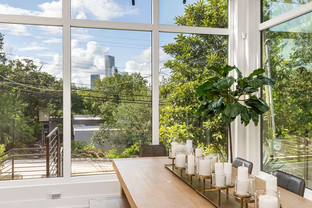 1117 Reagan TER, Austin, TX 78704