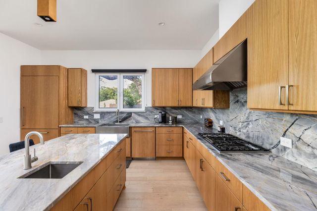 1117 Reagan TER, Austin, TX 78704
