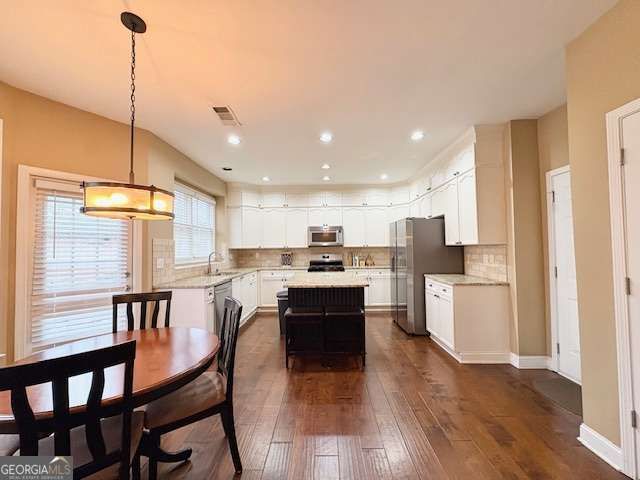 902 Daylight Circle, Lawrenceville, GA 30045