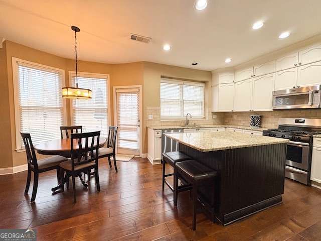 902 Daylight Circle, Lawrenceville, GA 30045