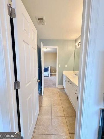 902 Daylight Circle, Lawrenceville, GA 30045