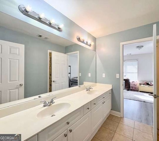 902 Daylight Circle, Lawrenceville, GA 30045