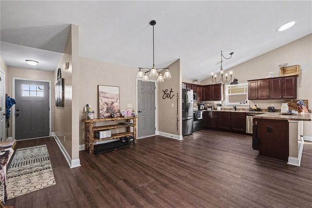 114 Sugar Creek Drive, Cornelia, GA 30531