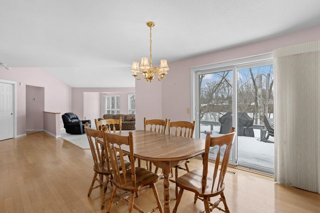 79 Walden Pond Drive, Nashua, NH 03064