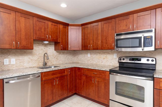 1420 NE 16th Ter, Fort Lauderdale, FL 33304