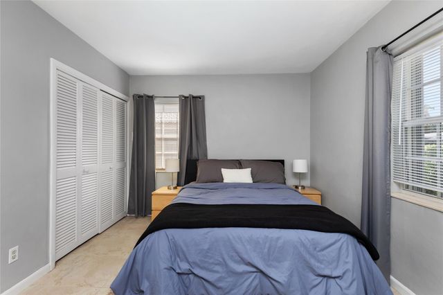 1420 NE 16th Ter, Fort Lauderdale, FL 33304