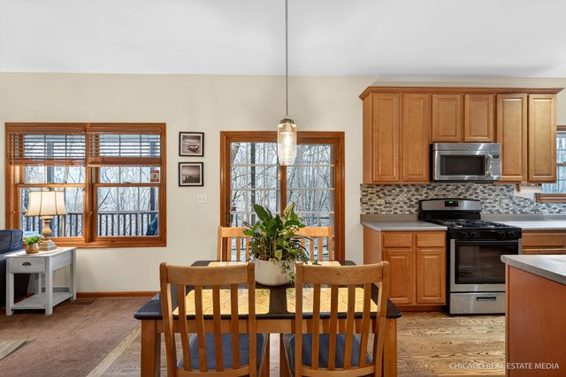 25815 W Hilltop Drive, Ingleside, IL 60041