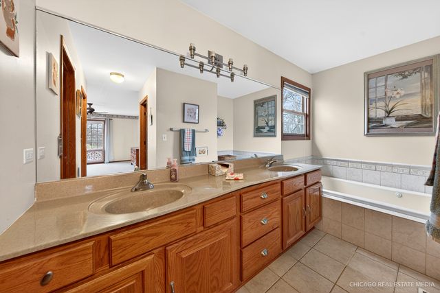 25815 W Hilltop Drive, Ingleside, IL 60041